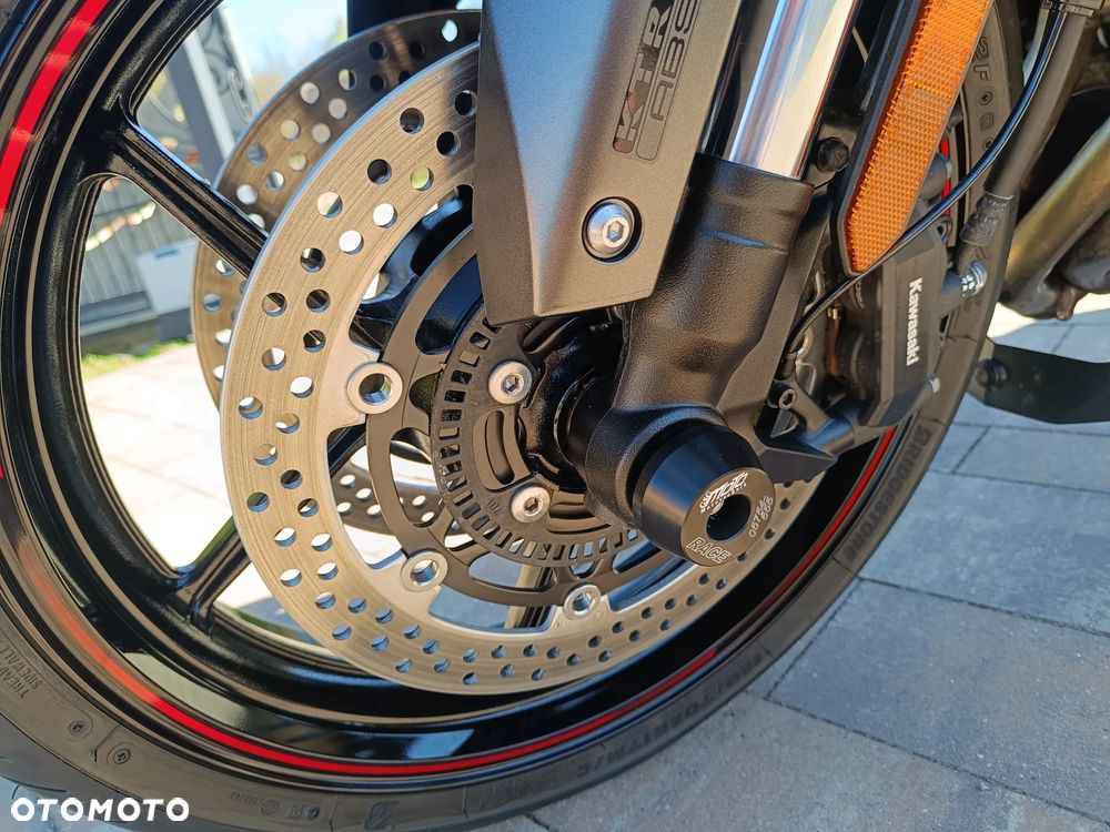 Kawasaki Ninja 1000 SX - 18