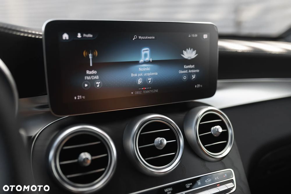 Mercedes-Benz GLC - 26
