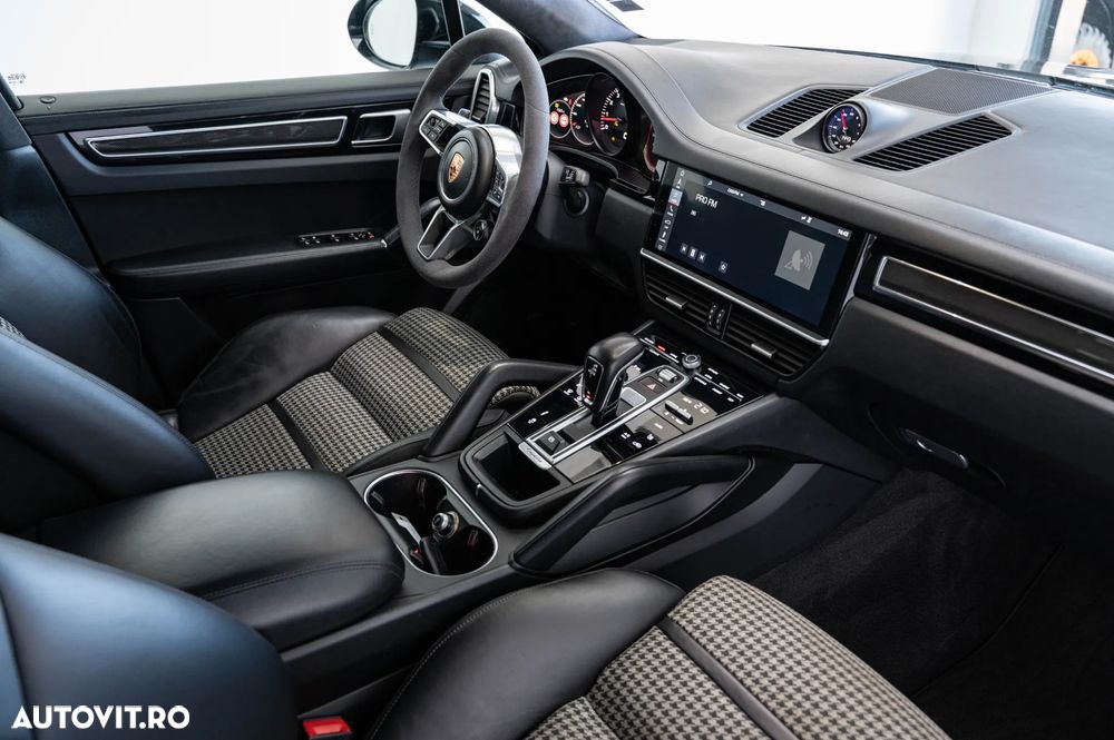 Porsche Cayenne Tiptronic S Platinum Edition - 9