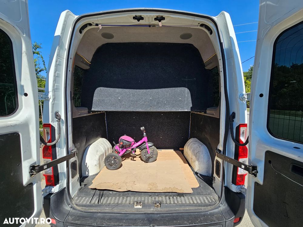 Renault Master 2.3 Combi 3,5t L2H2 8+1 locuri Confort 4,7 m3 - 5