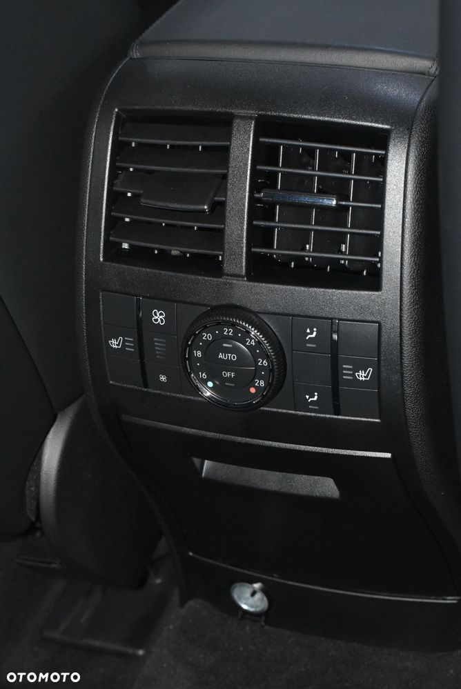 Mercedes-Benz ML 63 AMG 4-Matic - 12