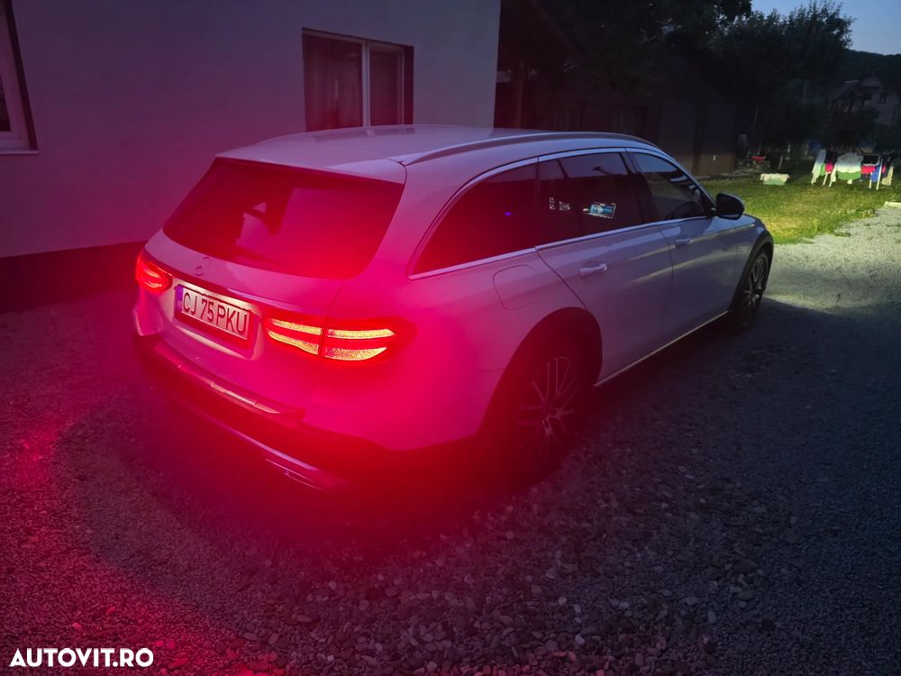 Mercedes-Benz E 220 d 4Matic All-Terrain 9G-TRONIC Avantgarde - 6