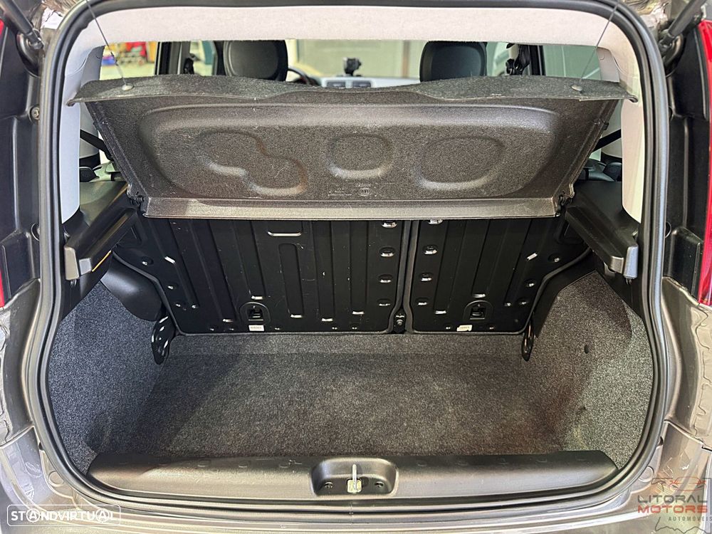 Fiat Panda 1.0 Hybrid City Cross - 11