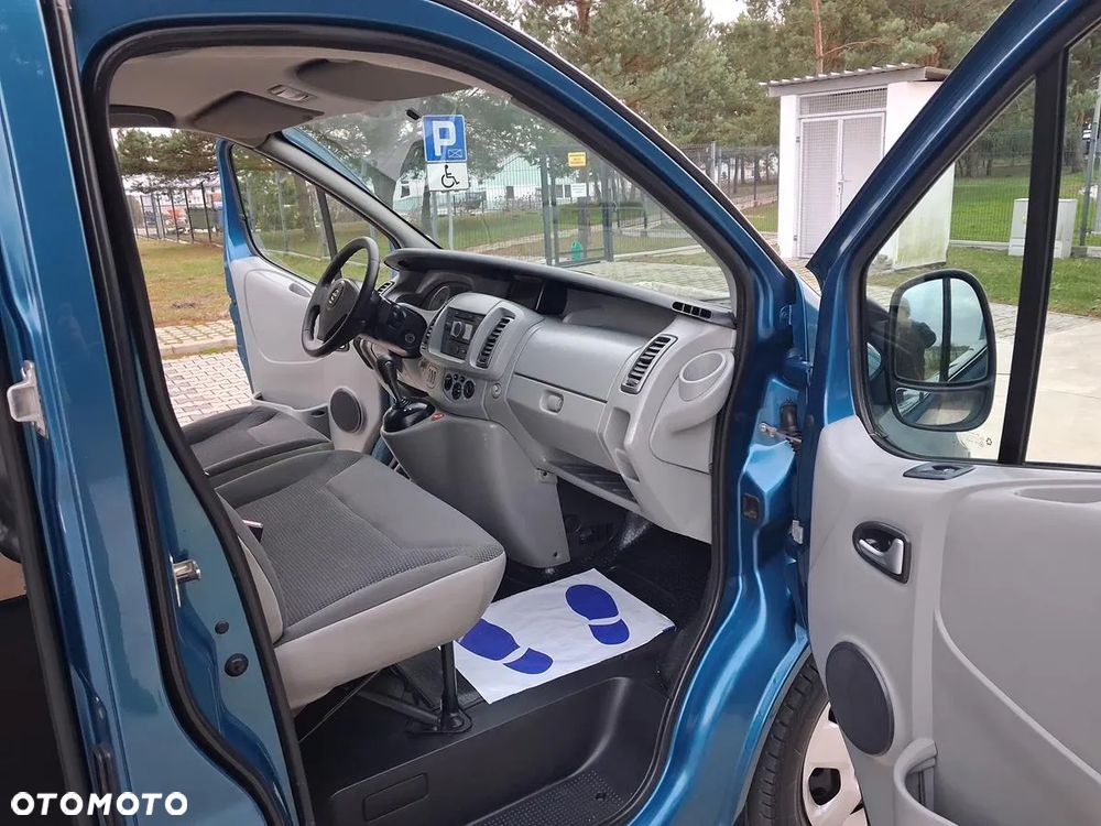 Opel Vivaro - 20