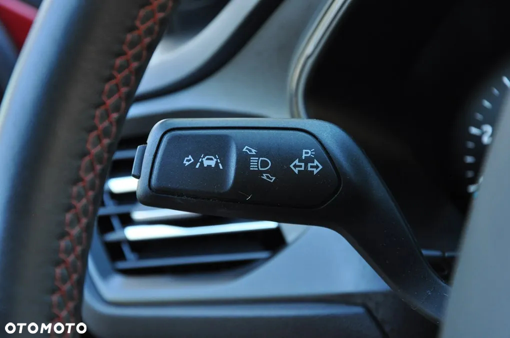 Ford Focus Turnier 1.5 EcoBoost Start-Stopp-System ST-LINE - 39