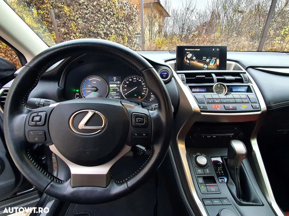 Lexus Seria NX 300h AWD Business Plus - 26