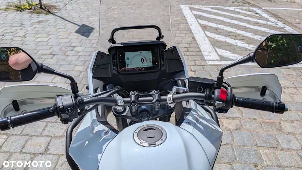 Honda NX - 3