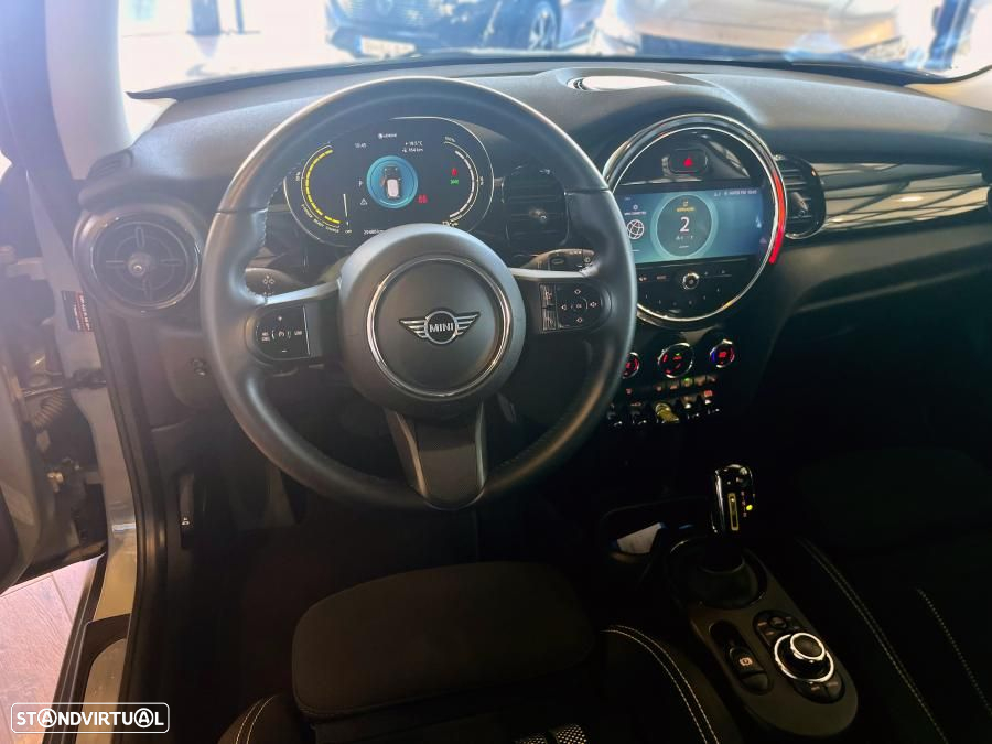 MINI 3 Portas Cooper SE Premium Essential - 18