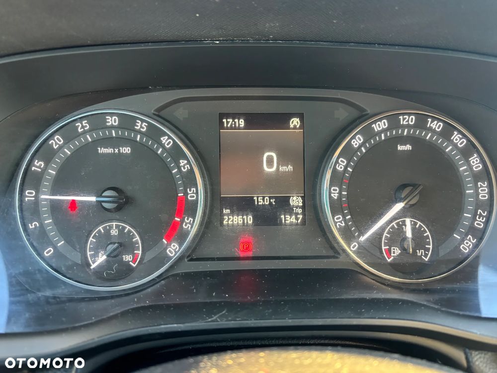 Skoda Octavia 2.0 TDI Ambition - 8