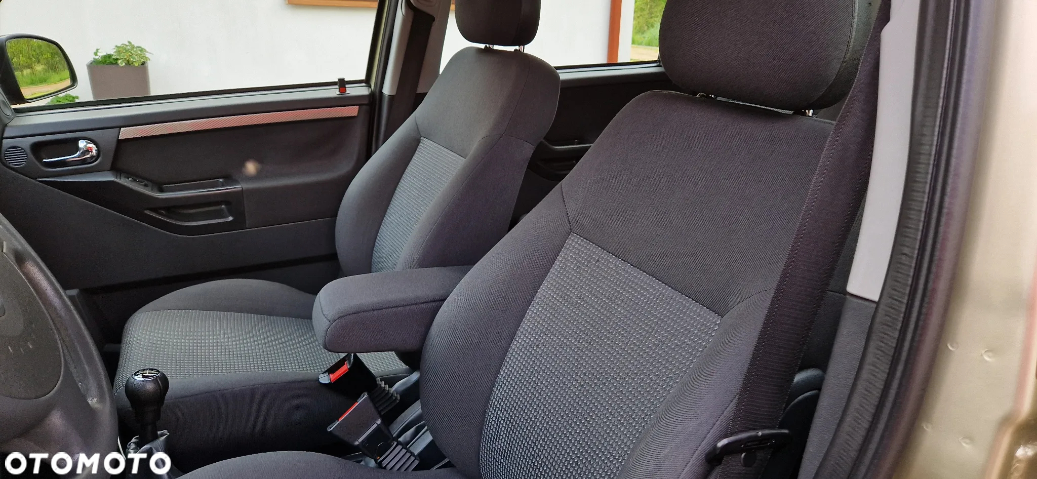 Opel Meriva 1.6 16V - 16