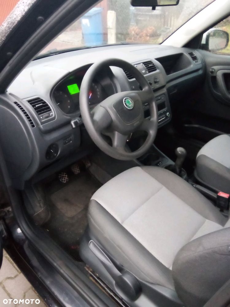 Skoda Fabia - 6