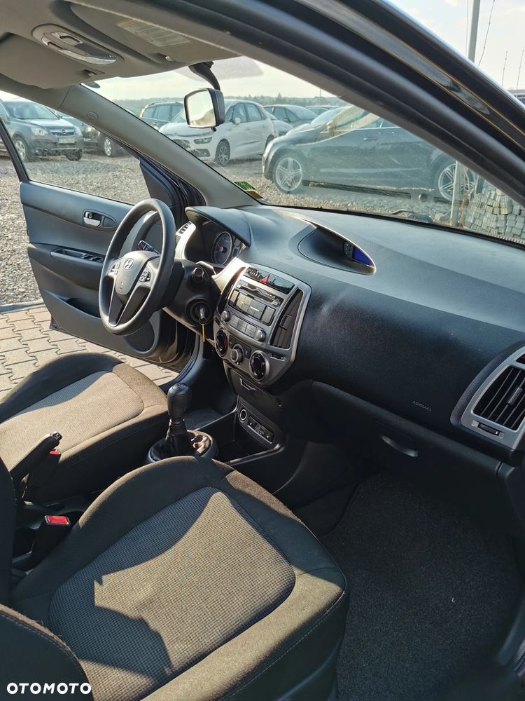 Hyundai i20 1.1 CRDi Intro Edition - 6