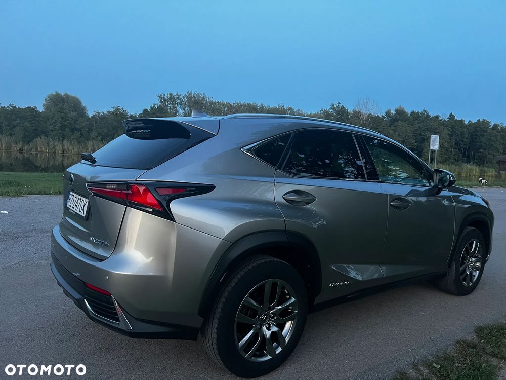 Lexus NX 300h Optimum AWD - 4