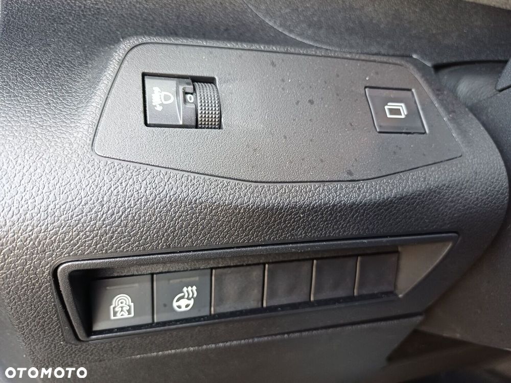 Peugeot Rifter 1.5 BlueHDI GT Line S&S - 26
