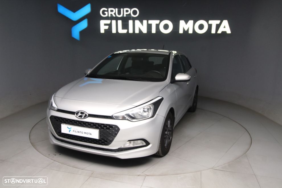 Hyundai i20 1.2 Access+Bluetooth 119g - 6