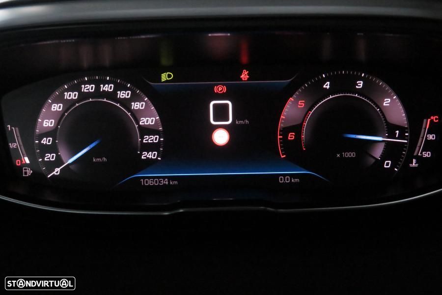 Peugeot 3008 1.5 BlueHDi Active Pack - 32