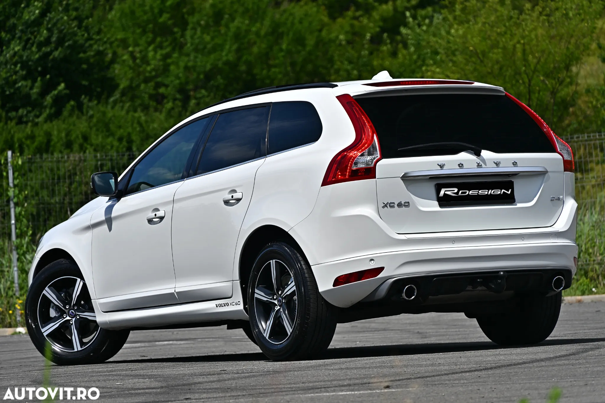 Volvo XC 60 D5AWD R-Design - 15