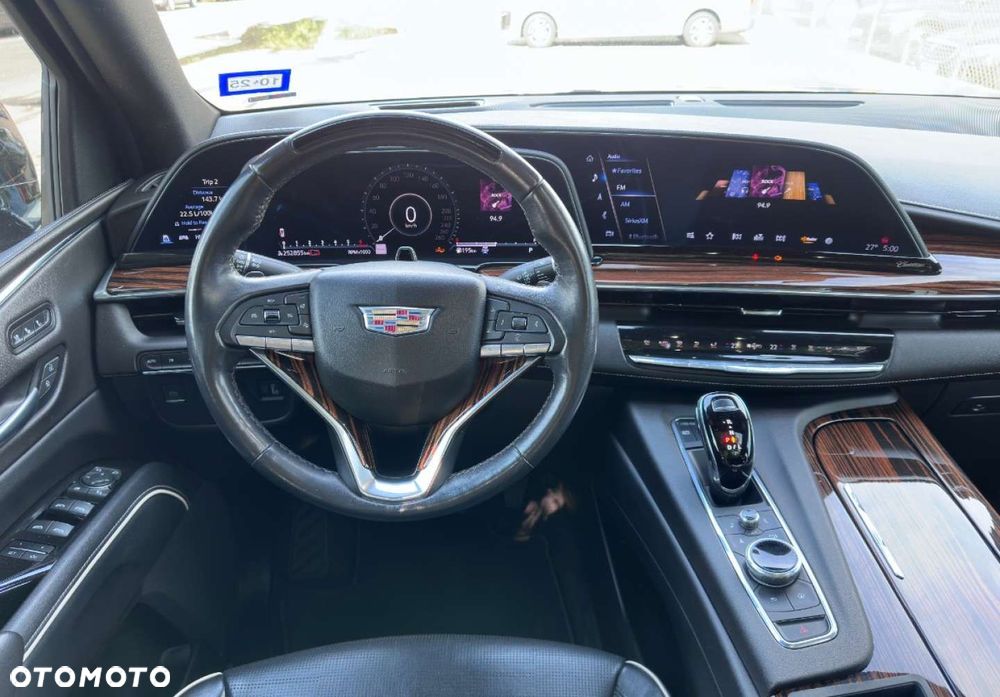 Cadillac Escalade - 18