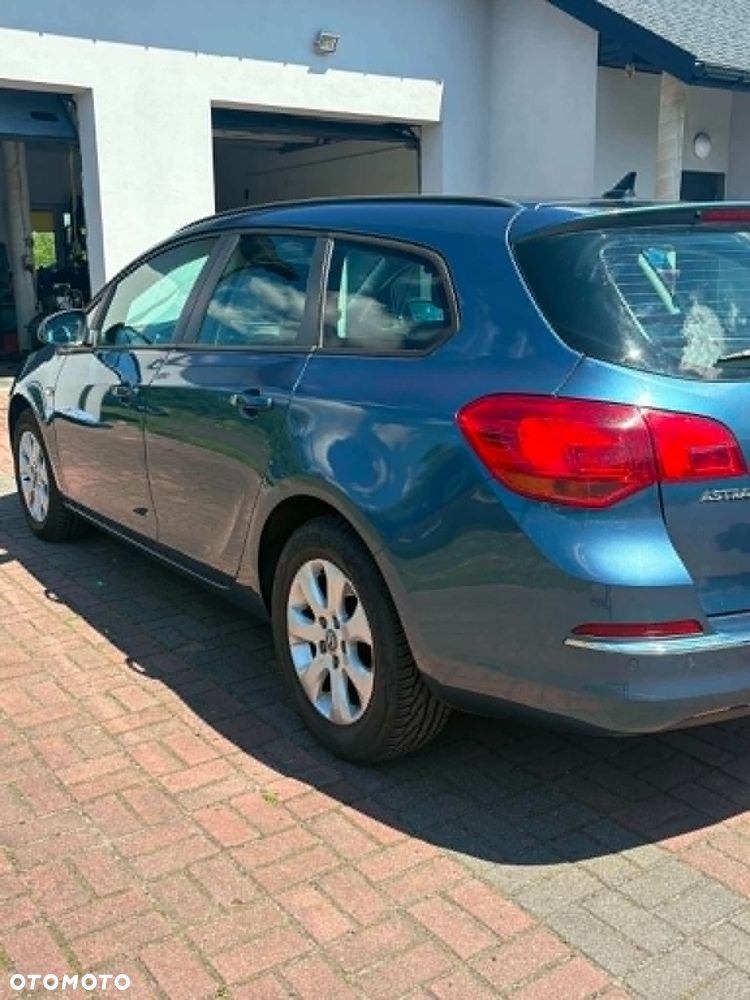 Opel Astra - 9