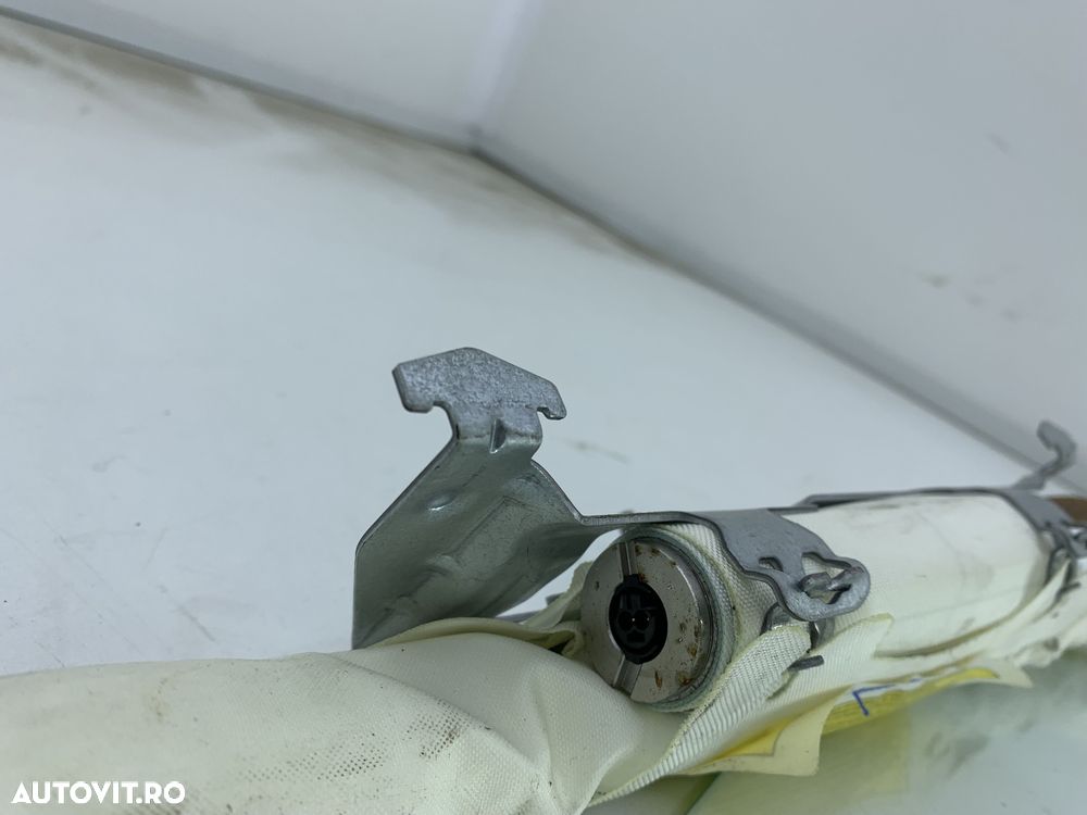 Dezmembrez Airbag cortina dreapta de pe Opel ASTRA J 2010-2015 - 3