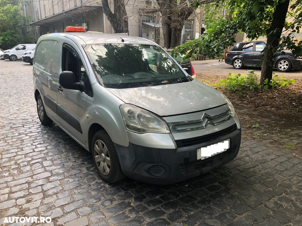 Dezmembrez Citroen Berlingo 2012 diesel gri argintiu - 3