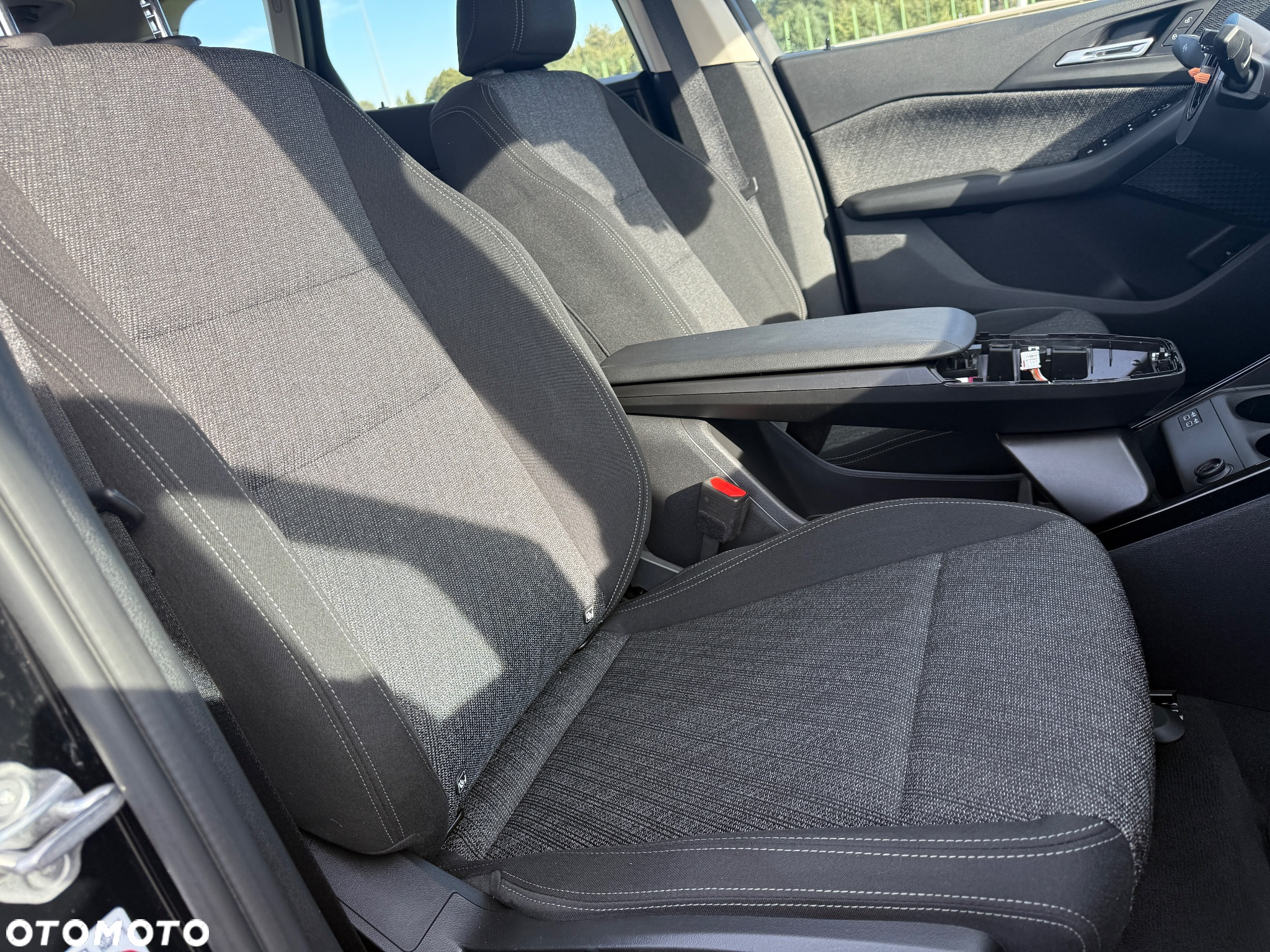BMW Seria 2 218d Active Tourer - 19