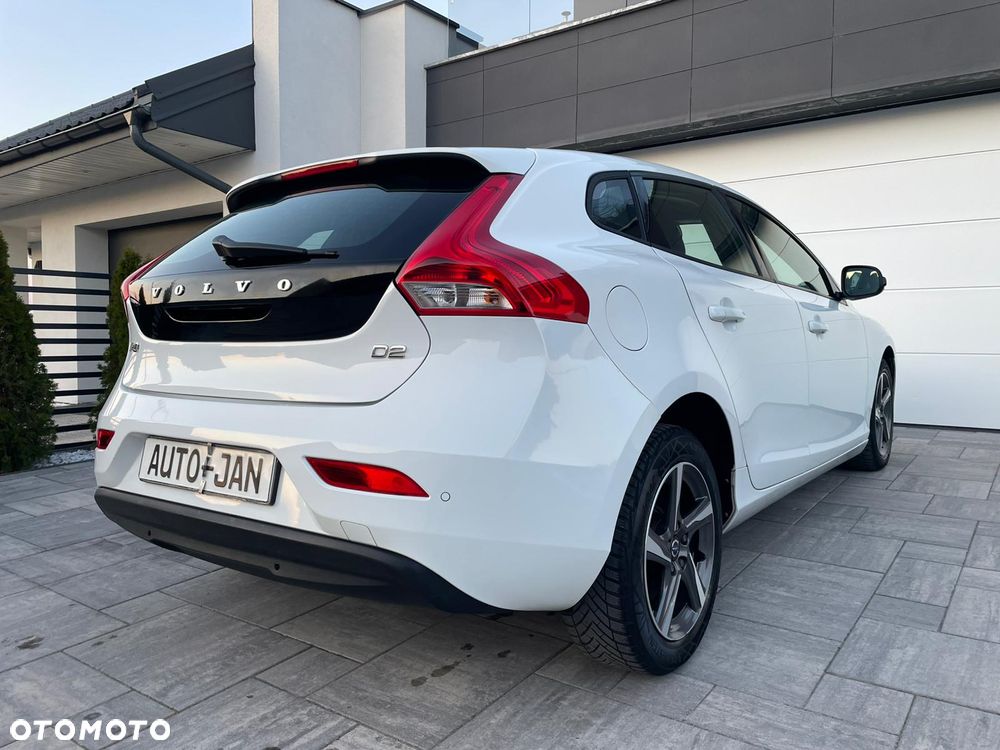 Volvo V40 D2 Summum - 6