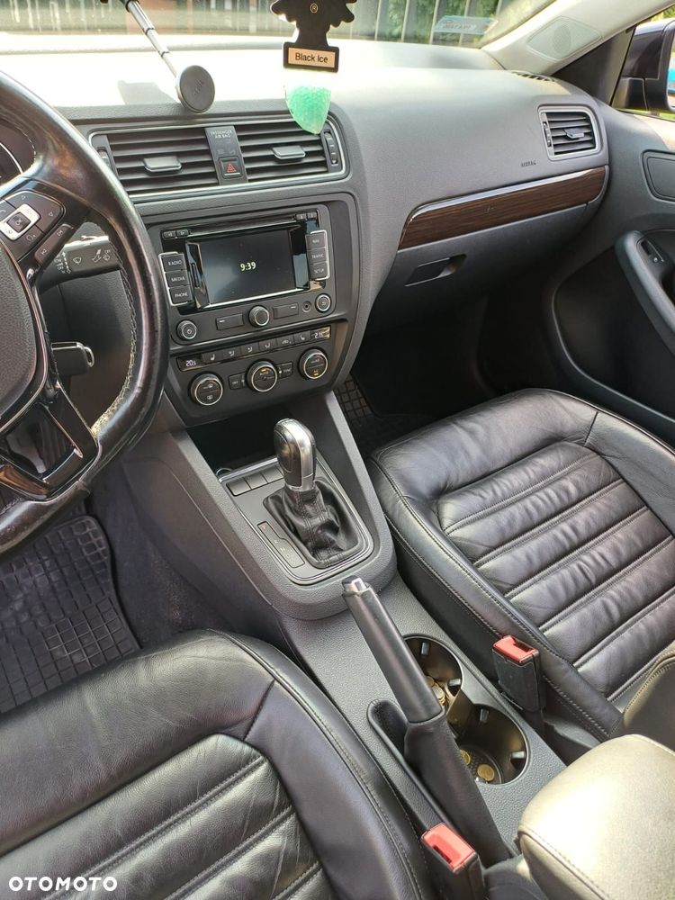 Volkswagen Jetta 2.0 TDI DPF BMT Comfortline DSG - 7