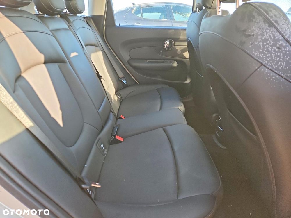 MINI Clubman - 11