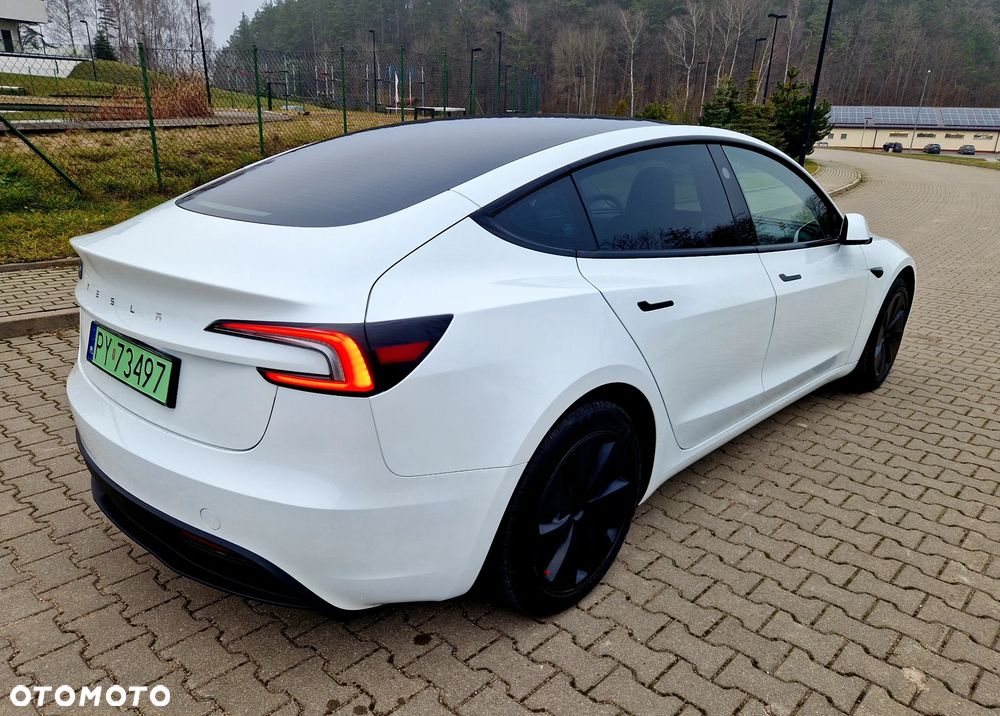 Tesla Model 3 Standard Reichweite Plus Hinterradantrieb - 5