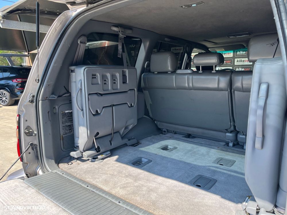 Toyota Land Cruiser - 9