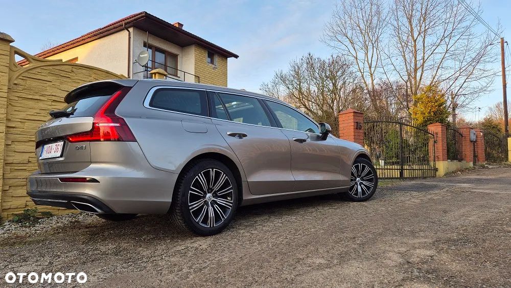 Volvo V60 D4 SCR Inscription - 3