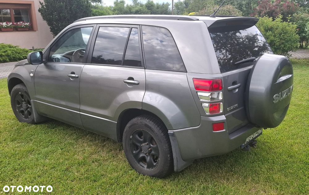 Suzuki Grand Vitara 1.9 DDiS - 4
