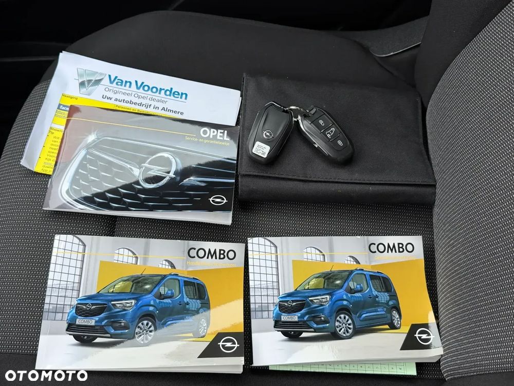 Opel COMBO - 39