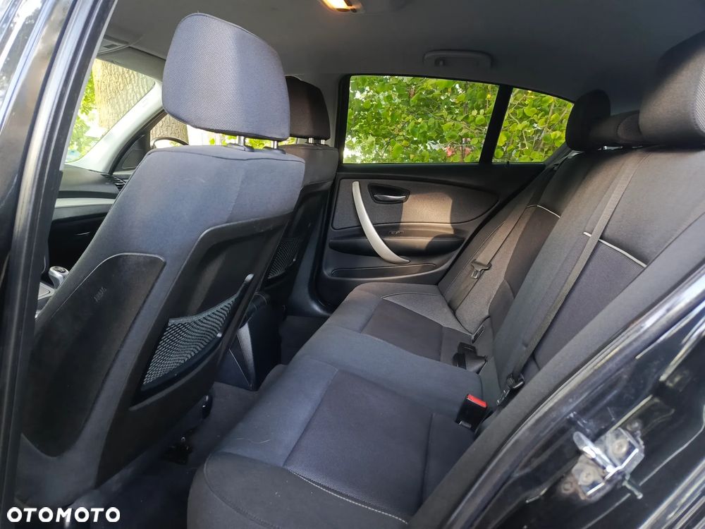 BMW Seria 1 118i - 30