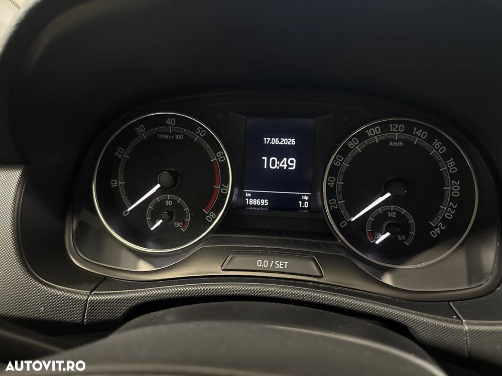 Skoda Fabia - 11