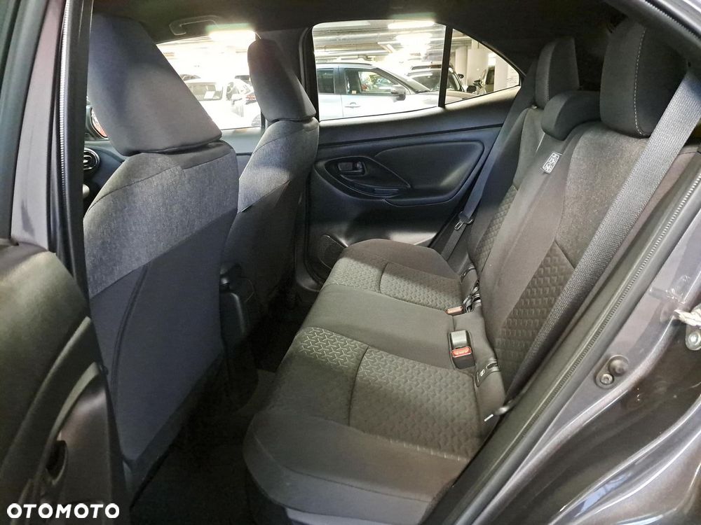 Toyota Yaris Cross Hybrid 1.5 Comfort - 12
