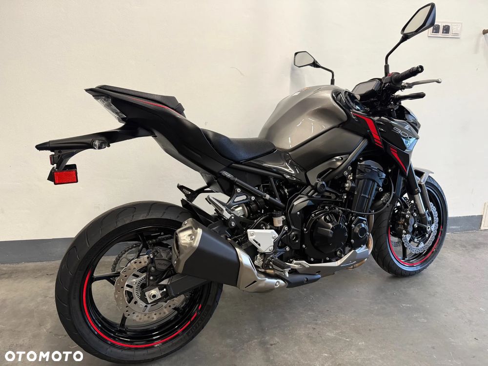 Kawasaki Z 900 - 3