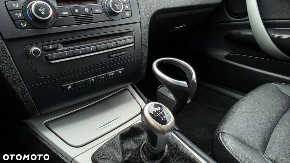 BMW Seria 1 118d - 33