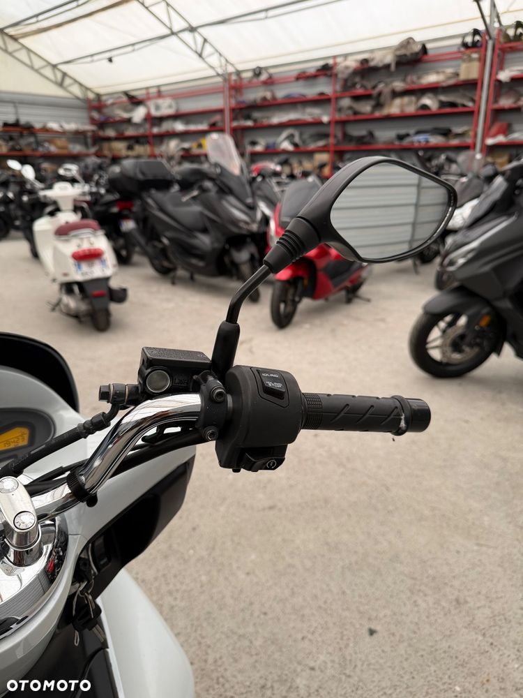 Honda PCX - 18