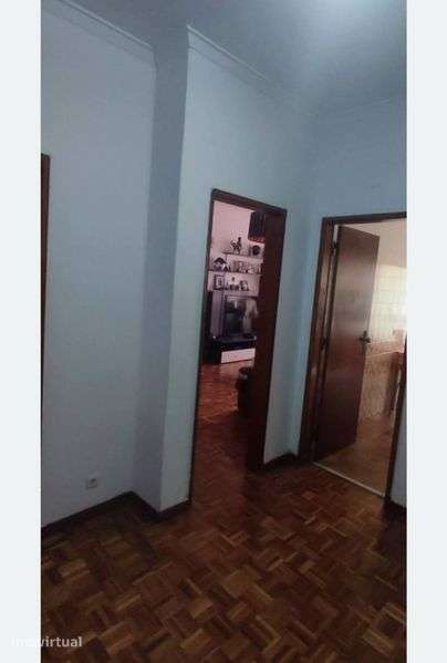 Alugo apartamento T2 - Grande imagem: 5/7