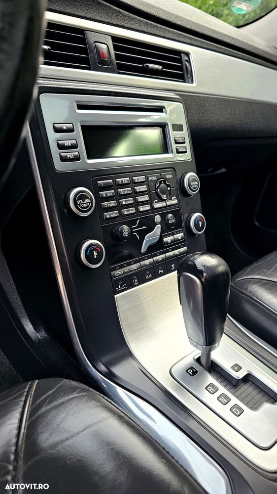 Volvo V70 D3 Geartronic Summum - 9