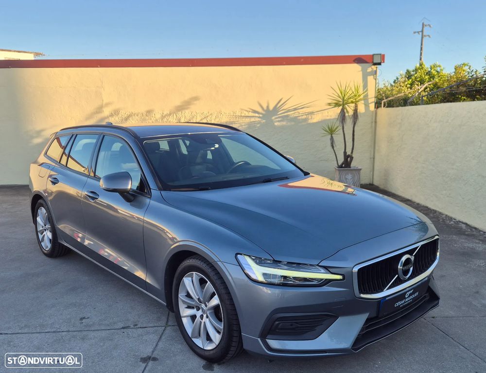 Volvo V60 2.0 D3 Momentum Plus - 10