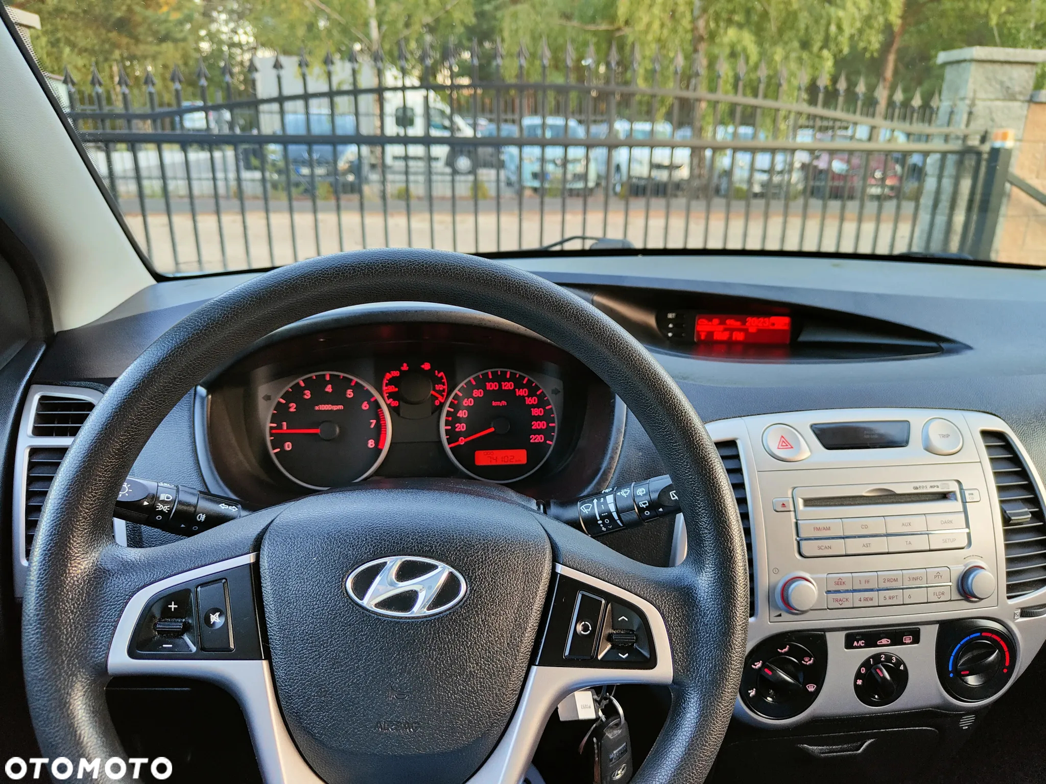 Hyundai i20 1.4 Comfort - 11