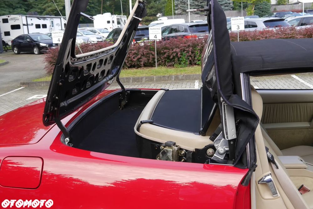 Mercedes-Benz SL - 23