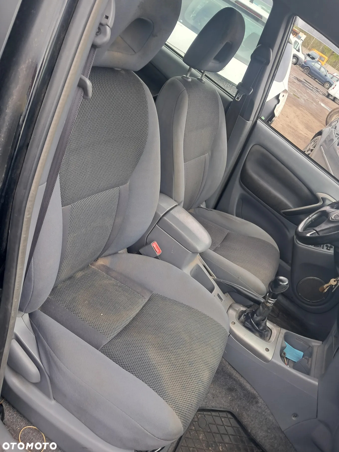 TOYOTA RAV 4 II 2002 2.0 D4D : ICD-FTV KL 202 - 20