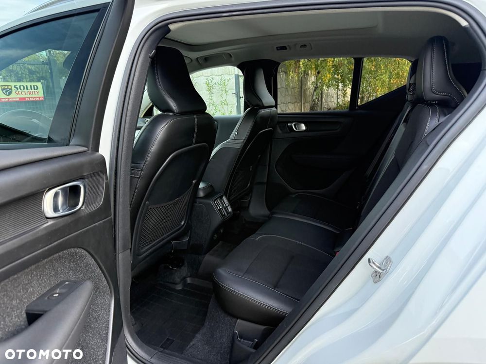 Volvo XC 40 T4 Momentum - 3