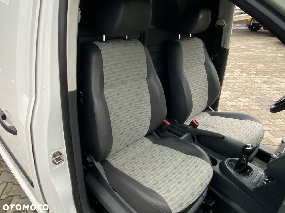 Volkswagen CADDY - 13