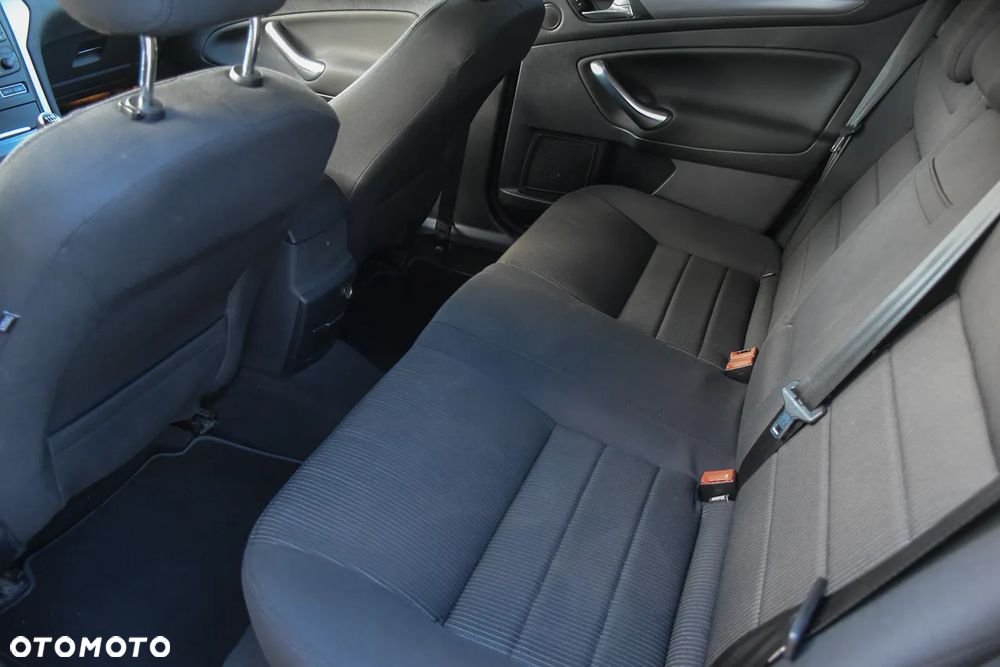Ford Mondeo 2.0 TDCi Titanium S - 36