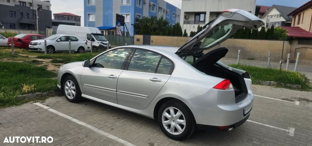 Renault Laguna - 8